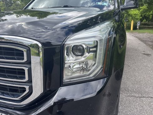 Used 2018 GMC Yukon SLE w/ SLE Value Package AWD/4WD image 10