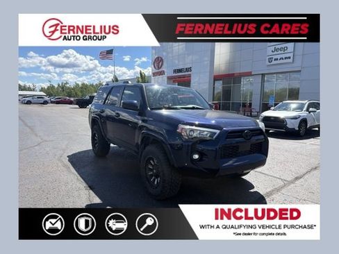 Used 2021 Toyota 4Runner SR5 AWD/4WD image 1