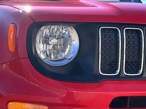 Used 2021 Jeep Renegade Latitude w/ Convenience Group image 31