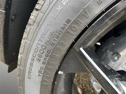 New 2026 Chevrolet Traverse RS image 13