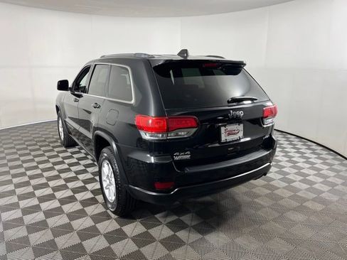 Used 2020 Jeep Grand Cherokee Laredo AWD/4WD image 3