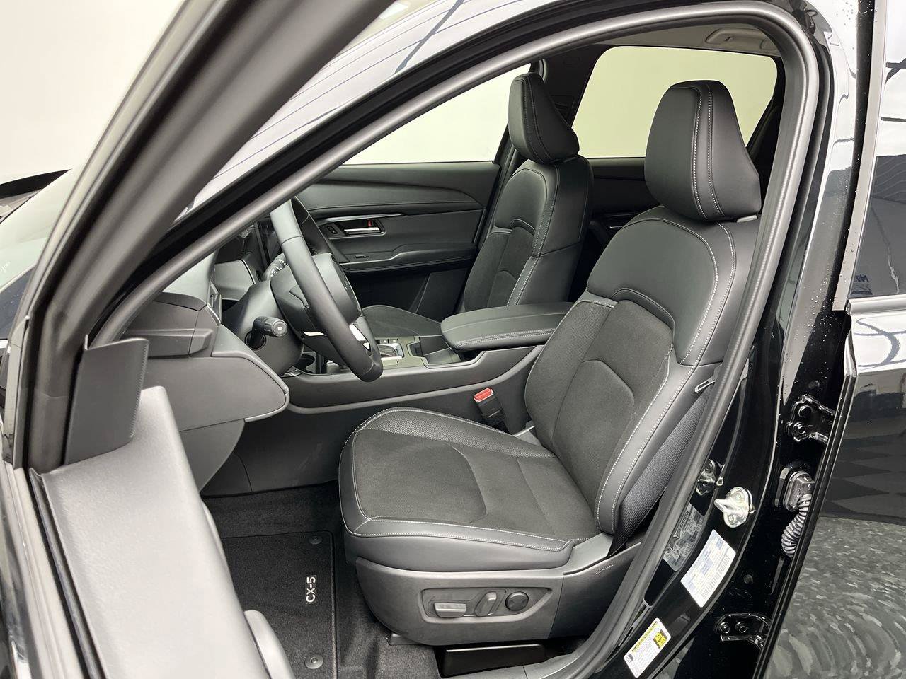 New 2026 MAZDA CX-5 Preferred AWD/4WD image 9