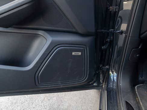 Certified 2026 Porsche Macan Turbo AWD/4WD image 20