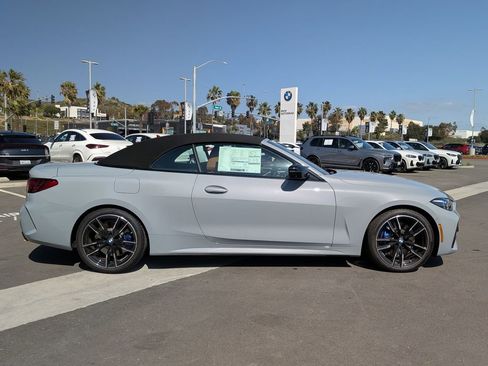New 2026 BMW M440i Convertible RWD image 3