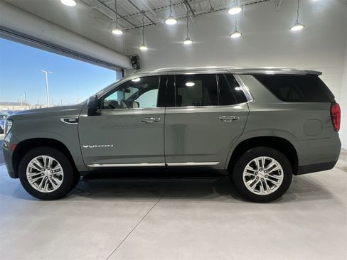 Used 2023 GMC Yukon SLT image 5