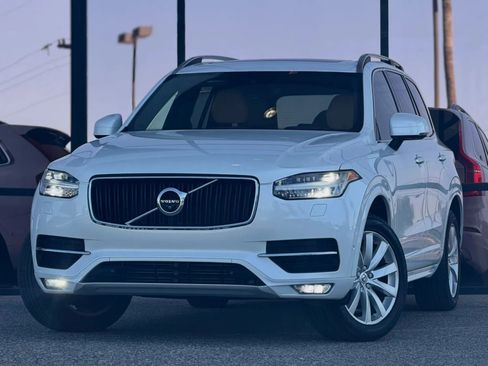 Used 2016 Volvo XC90 T6 Momentum w/ Momentum Plus Package AWD/4WD image 2