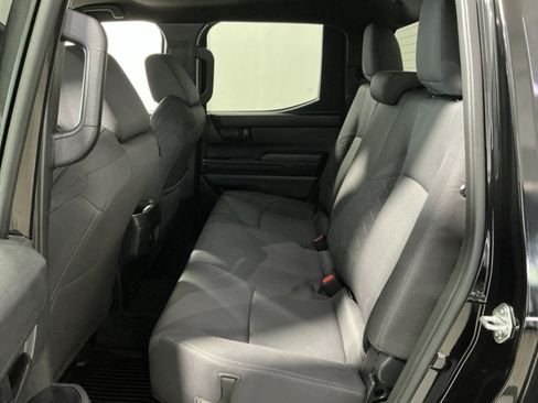 Used 2025 Toyota Tacoma SR5 AWD/4WD image 25