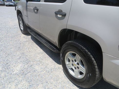 Used 2007 Chevrolet Tahoe LS RWD image 9