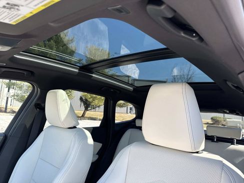 New 2026 BMW X1 xDrive28i w/ Technology Package AWD/4WD image 4