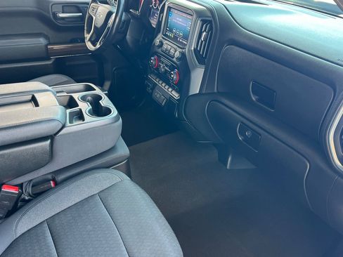 Used 2021 Chevrolet Silverado 1500 RST image 17