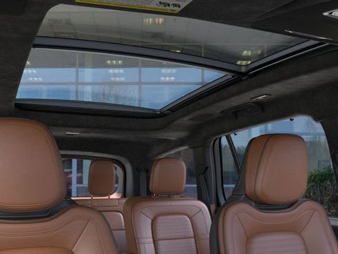 New 2026 Lincoln Aviator Black Label w/ Jet Appearance Package AWD/4WD image 22
