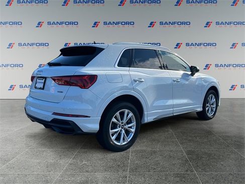 Used 2021 Audi Q3 2.0T Premium w/ Convenience Package image 5