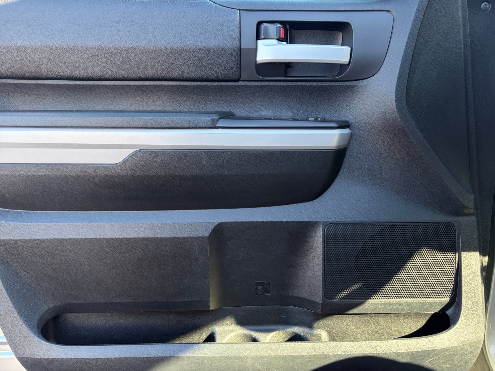 Used 2019 Toyota Tundra SR5 RWD image 15