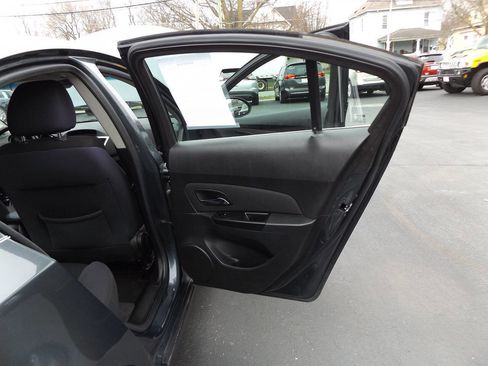 Used 2013 Chevrolet Cruze LT image 26