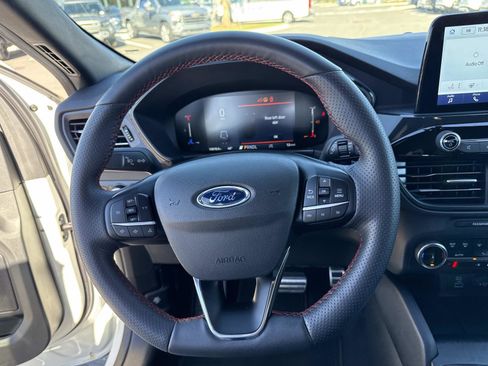 Used 2023 Ford Escape ST-Line Select image 28