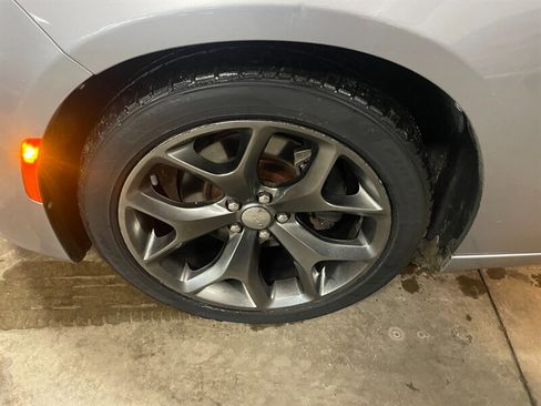 Used 2015 Dodge Charger R/T image 19