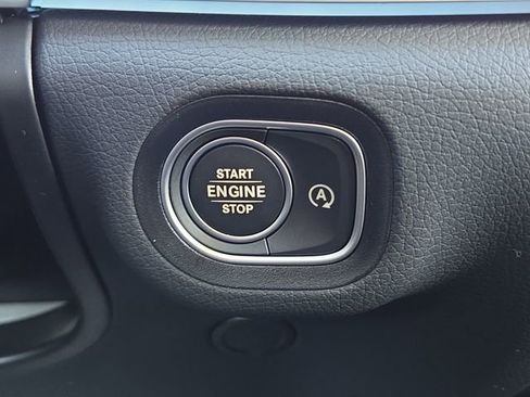 New 2026 Mercedes-Benz GLS 450 4MATIC image 11