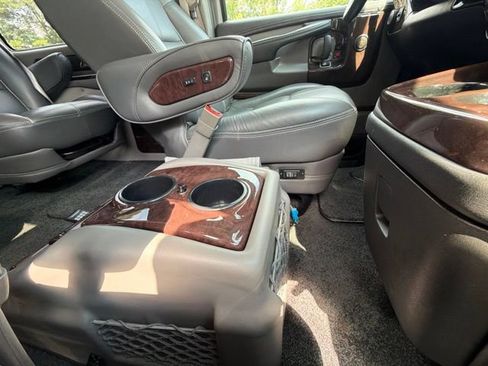 Used 2015 Chevrolet Express 2500 RWD image 93