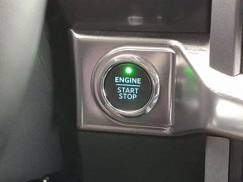 Used 2022 Ford F150 Lariat image 21