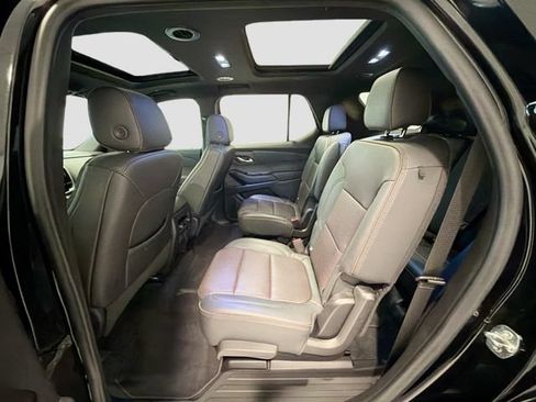 Certified 2022 Chevrolet Traverse High Country AWD/4WD image 23
