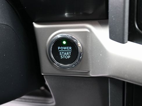 Used 2023 Ford F150 Lightning Pro image 21