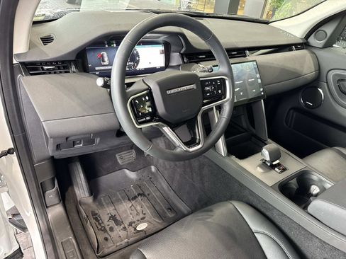 Certified 2025 Land Rover Discovery Sport S image 23