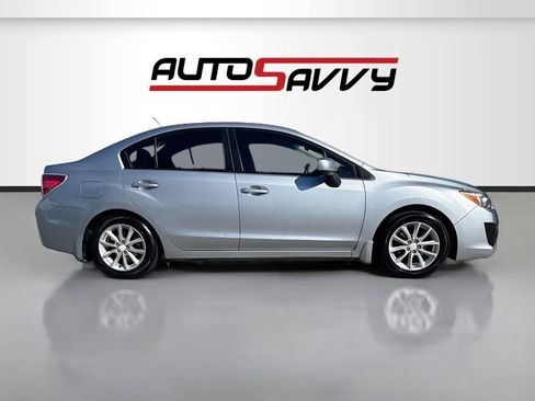 Used 2014 Subaru Impreza 2.0i Premium w/ All-Weather Package w/CVT AWD/4WD image 8