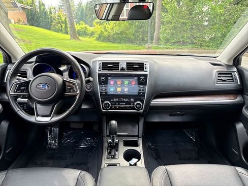 Used 2018 Subaru Outback 2.5i Limited AWD/4WD image 11