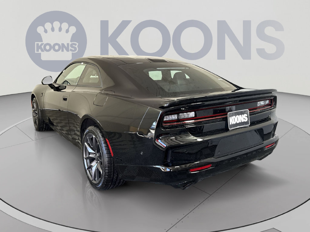 Used 2026 Dodge Charger Scat Pack w/ Blacktop Package AWD/4WD image 4