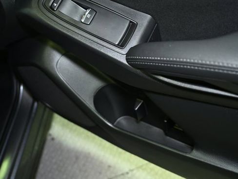 Used 2024 Subaru Ascent Premium w/ Convenience Package image 65