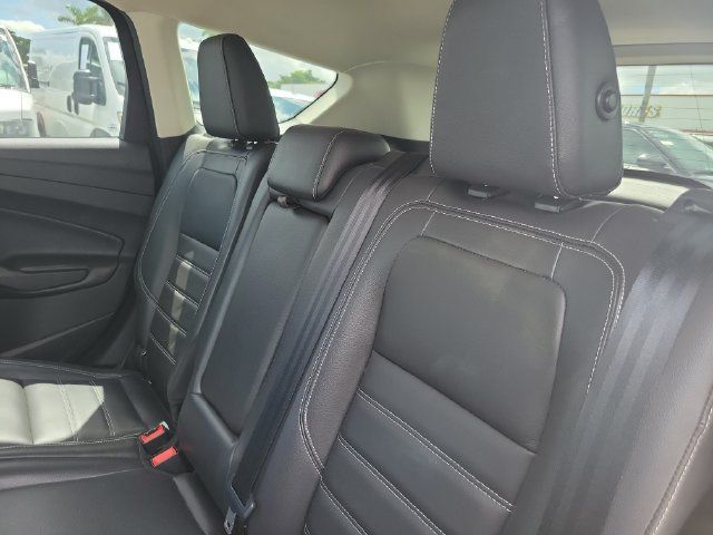 Used 2019 Ford Escape Titanium w/ U9j03 - Titanium Tow Package AWD/4WD image 11