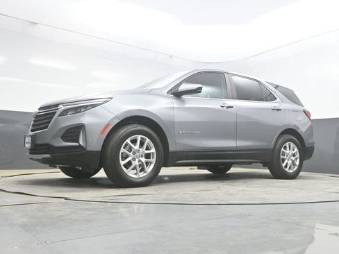 Used 2023 Chevrolet Equinox LT w/ Driver Convenience Package AWD/4WD image 44