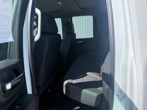 Used 2026 Chevrolet Silverado 3500 W/T AWD/4WD image 4