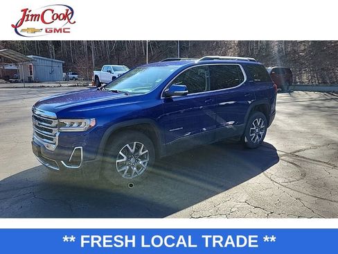 Used 2023 GMC Acadia SLE w/ Driver Convenience Package image 1