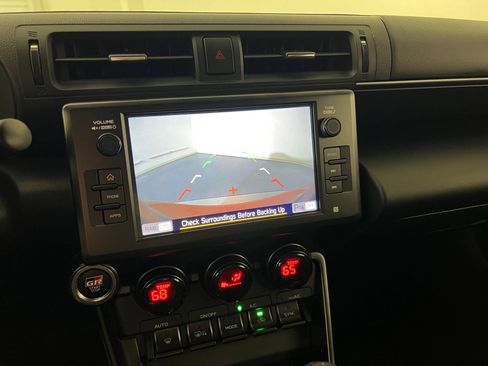 Used 2023 Toyota GR86 10th Anniversary SE image 25