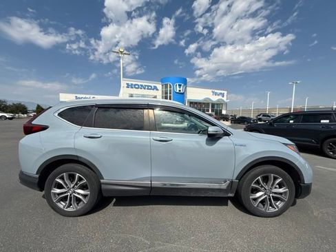Used 2021 Honda CR-V Touring image 3