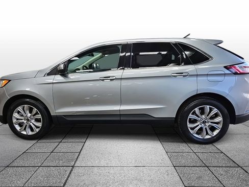Used 2024 Ford Edge Titanium image 8