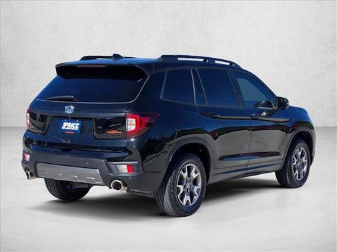 Used 2022 Honda Passport TrailSport image 5
