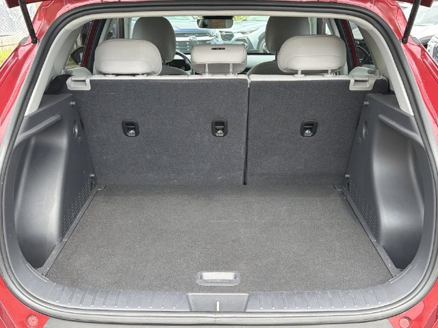 Certified 2025 Hyundai Kona SEL FWD image 37