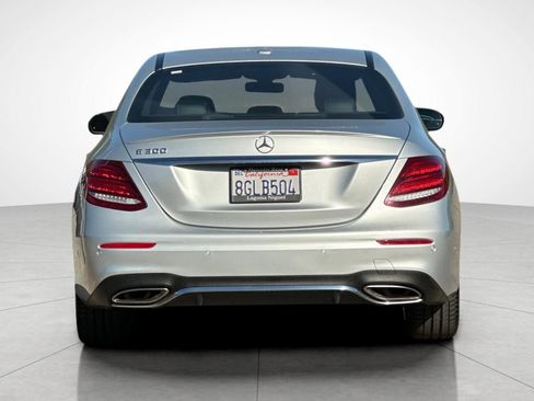 Used 2019 Mercedes-Benz E 300 image 8