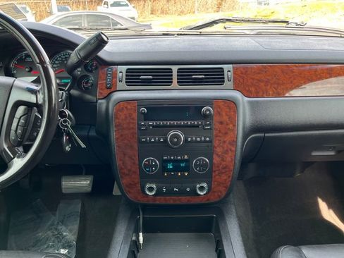 Used 2008 Chevrolet Silverado 2500 LTZ w/ Safety Package image 22