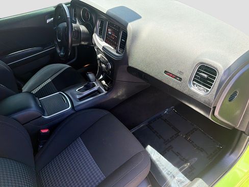 Used 2023 Dodge Charger Scat Pack w/ Technology Group RWD image 30
