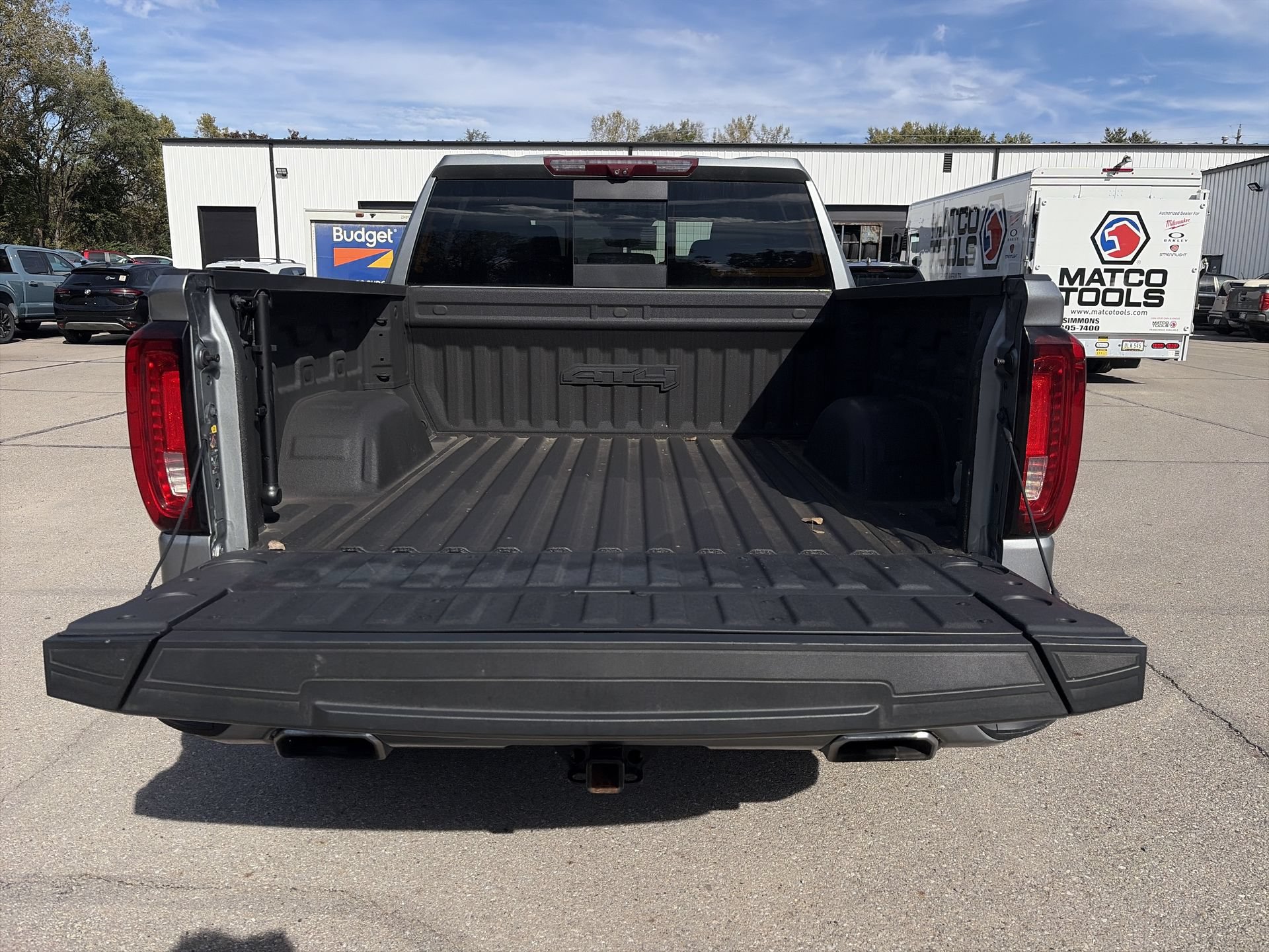 Used 2023 GMC Sierra 1500 AT4 w/ AT4 Premium Package AWD/4WD image 28