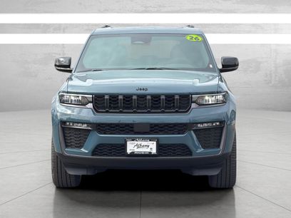 New 2026 Jeep Grand Cherokee Limited w/ Limited Altitude Package