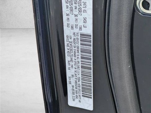 Used 2018 Dodge Journey SXT FWD image 22