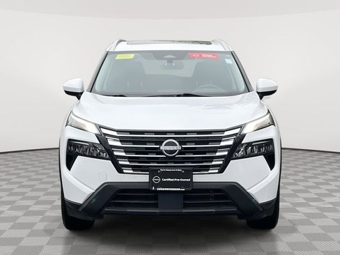 Used 2024 Nissan Rogue SV w/ SV Premium Package AWD/4WD image 2