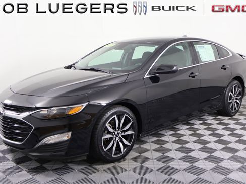 Certified 2024 Chevrolet Malibu RS image 3