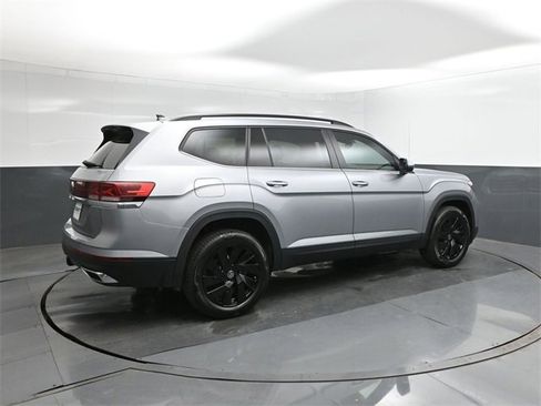 New 2026 Volkswagen Atlas SE image 15
