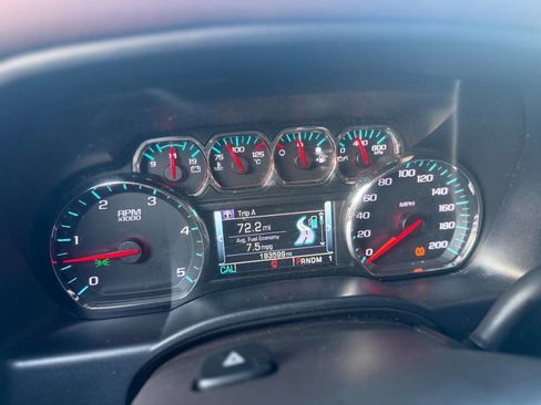 Used 2015 Chevrolet Silverado 2500 High Country image 14