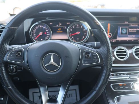 Used 2018 Mercedes-Benz E 300 image 39